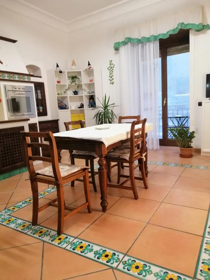 La Casa Di Tania A Napoli Apartamento Exterior foto