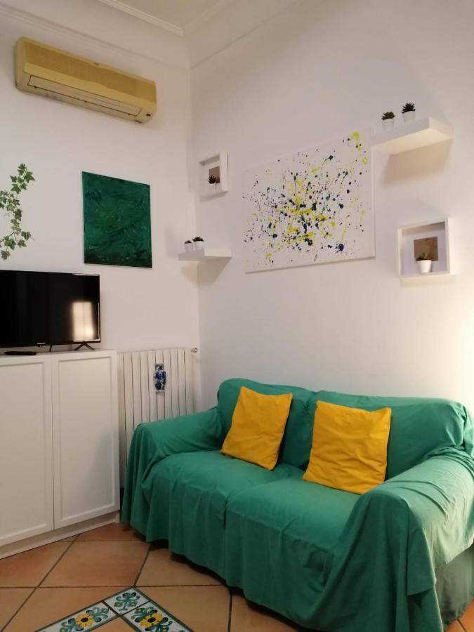 La Casa Di Tania A Napoli Apartamento Exterior foto